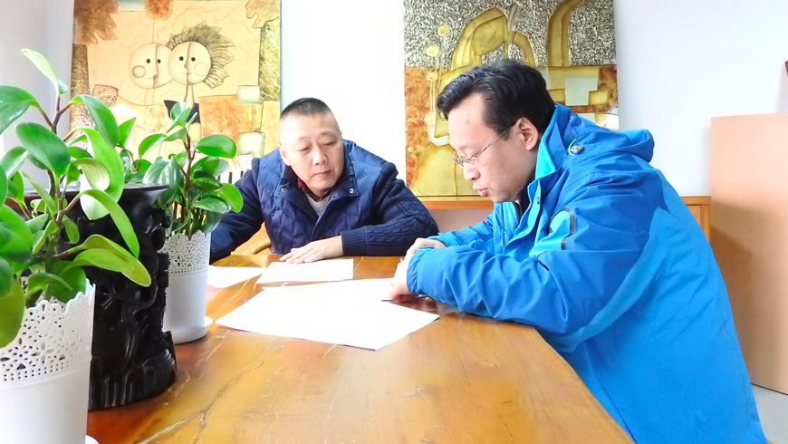 创客100创投基金董事长曹健听取所投项目慧思考、麦片网工作进展汇报