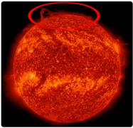美国NASA拍到太阳北极一块断裂