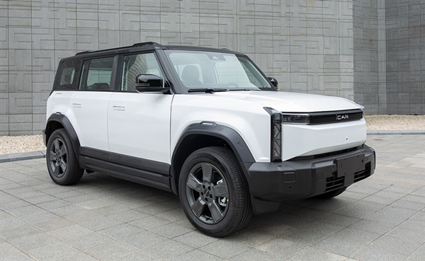 奇瑞iCAR 03实车亮相：车名像苹果、车身像悍马