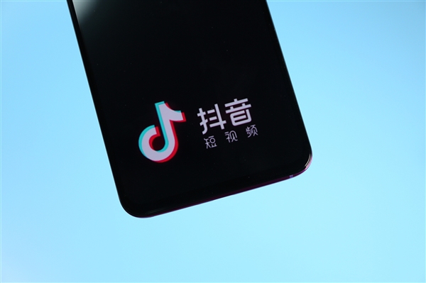曾被特斯拉起诉！抖音百万粉网红车评人“蔡老板”账号被封：违规了