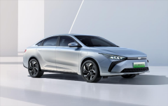 新款吉利几何G6曝光：新增“远