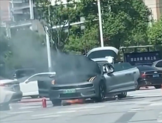 极氪再回应001底盘冒烟事件：