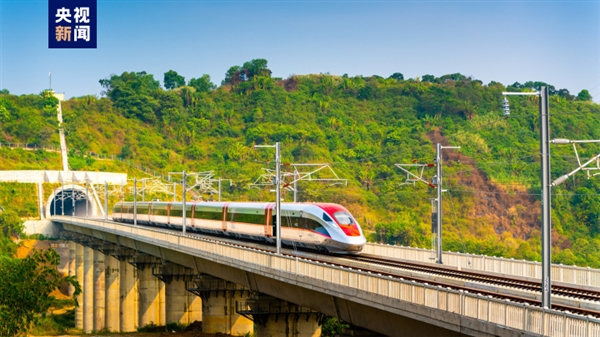 东南亚地区首条高铁！中印尼合建雅万高铁今日开通运行：10月前免费坐